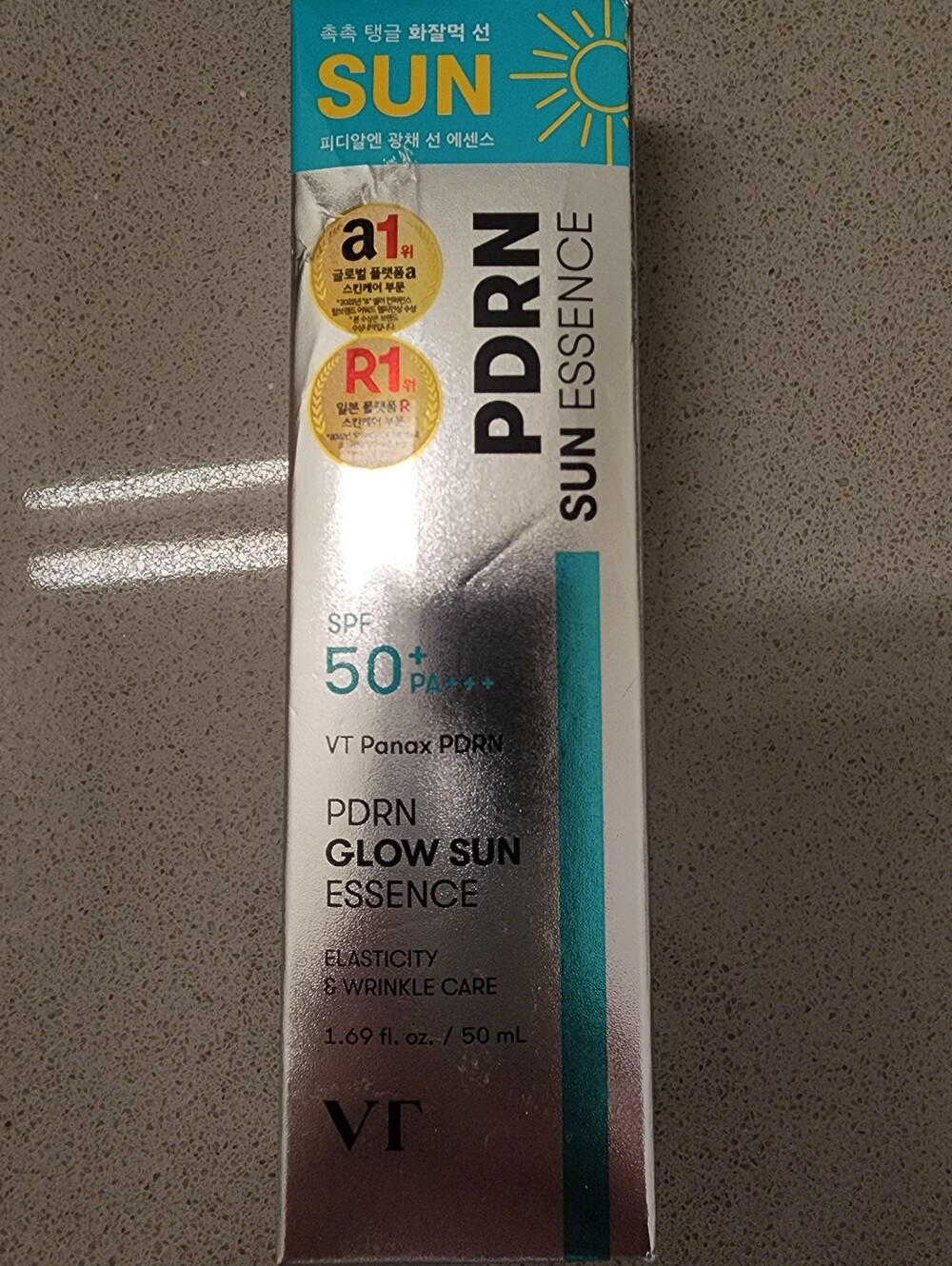 VT PDRN Glow Sun Essence SPF 50+